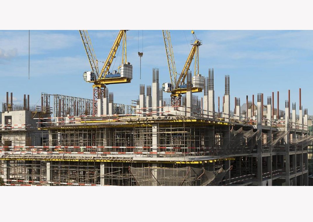 Constructores presentan 10 iniciativas para la reactivación